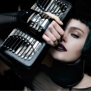 PERRIN Paris Limited Le Cabriolet Calf gloveclutch